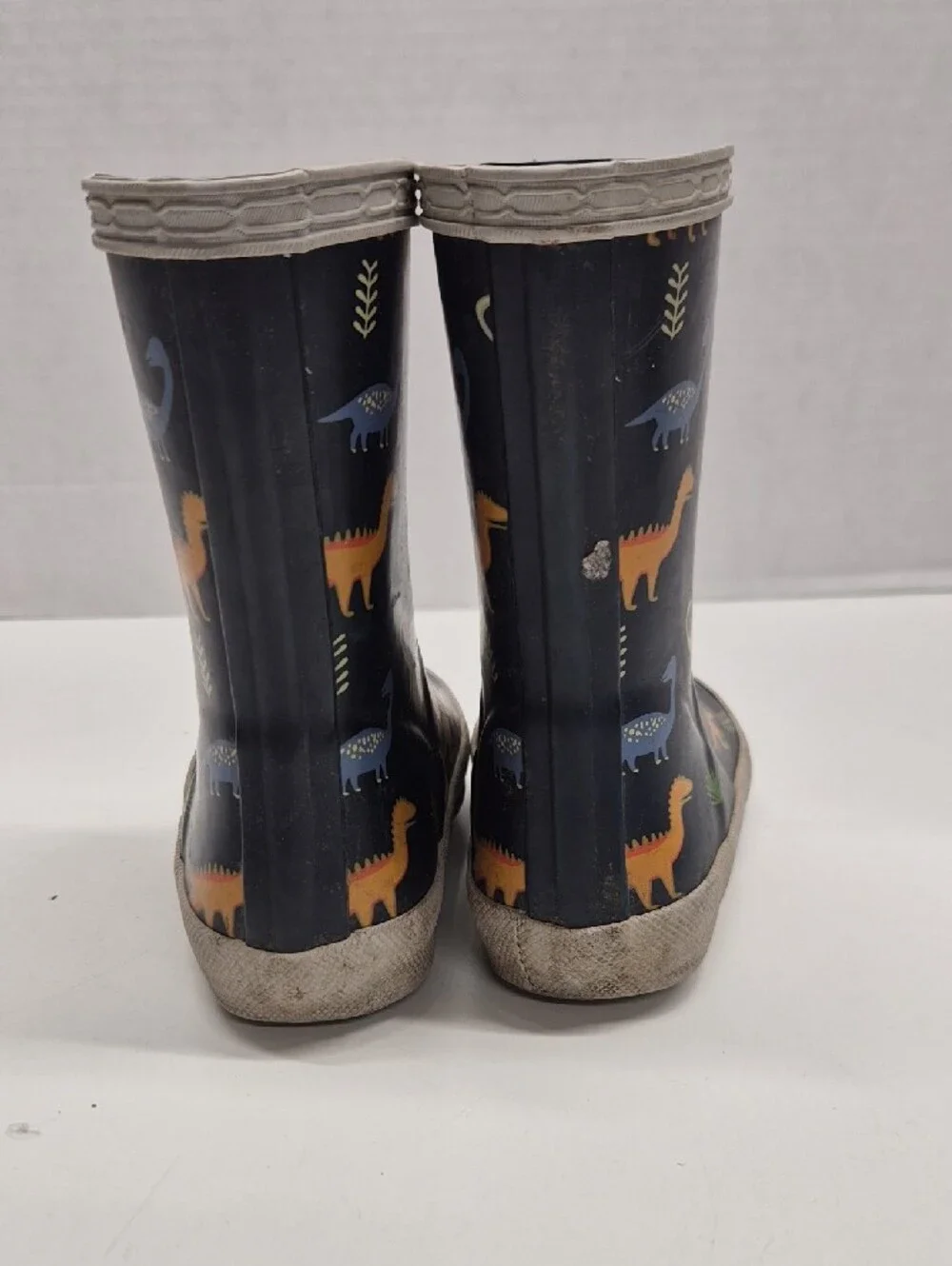 Hunter kids rain